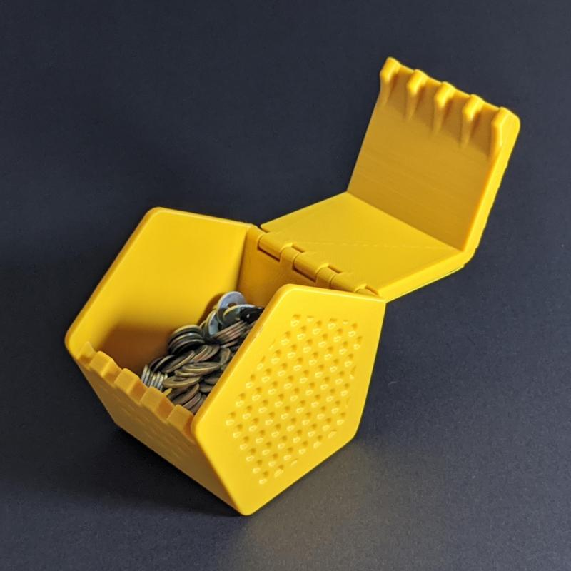 Pentaprism Box - hinged, print-in-place lid!