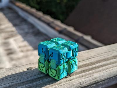 Infinity Cube - Modern