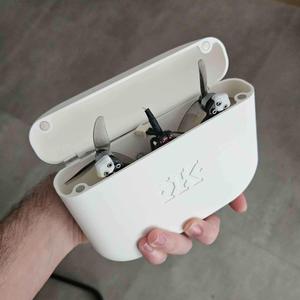Kayoumini 2.5" Travel Case