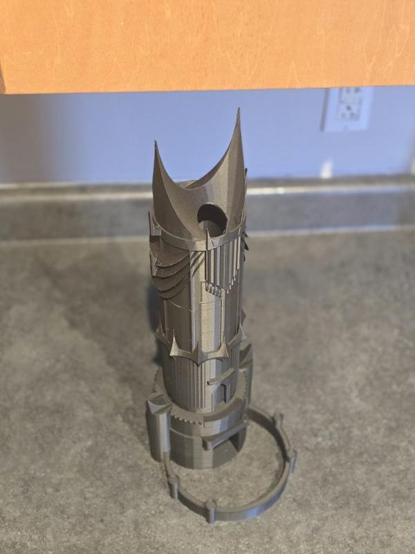 Barad-dûr (Sauron's tower) dice tower - Remixed Connectability
