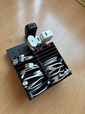 cable_and_powerplug_organizer