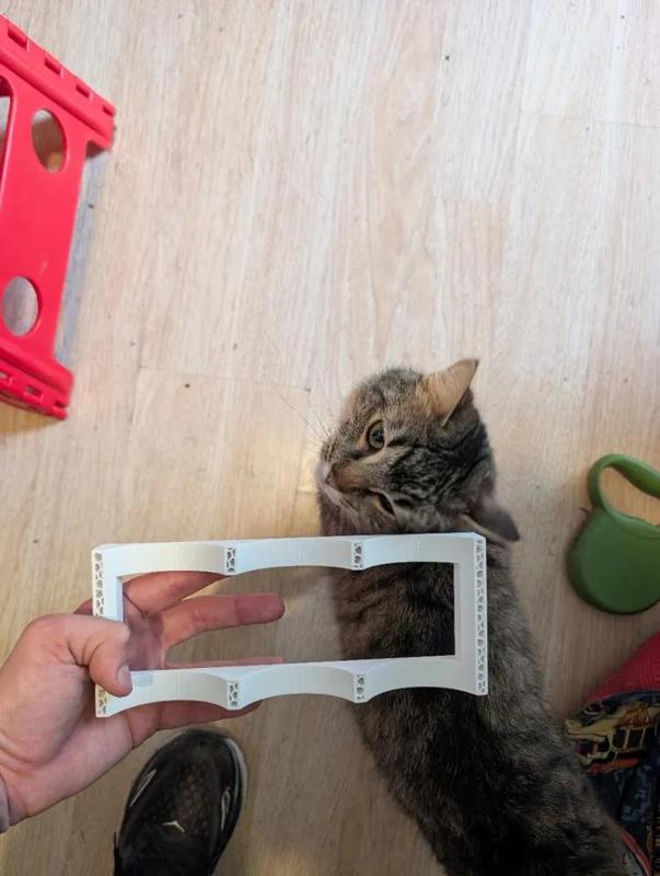 Can Holder Lite   