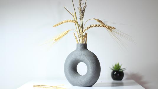Wormhole Vase