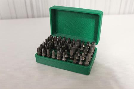 Screw bits holder