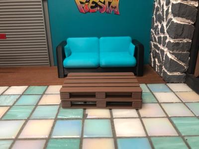 Miniature Couch and coffee table various scale