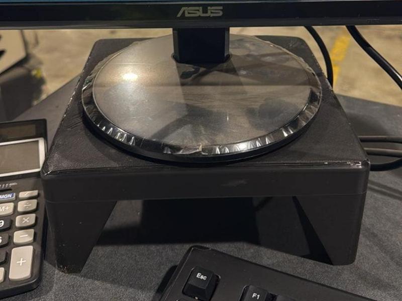 monitor stand 