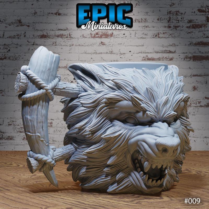 Werewolf Mug / Cup Monster Decoration / Collectible Monster / Fantasy Figure / Man Wolf Hybrid Pub Item / Magical Beast Statue / Tavern Equipment Encounter