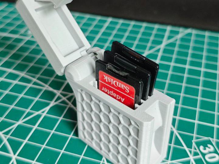 SD card holder Zippo style