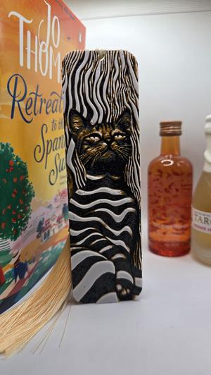  Catnip – A Curious Bookmark for Curious Cats