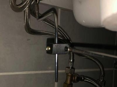 Sink drain hinge