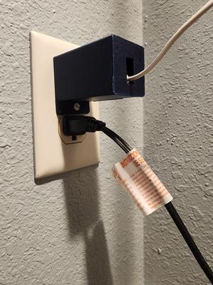 Blink Plug-In Device Lock