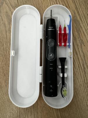 Travel box for Phillips Sonicare
