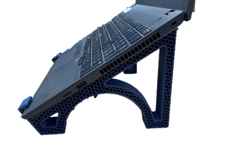 Laptop stand - low version (Lenovo ThinkPad L15)