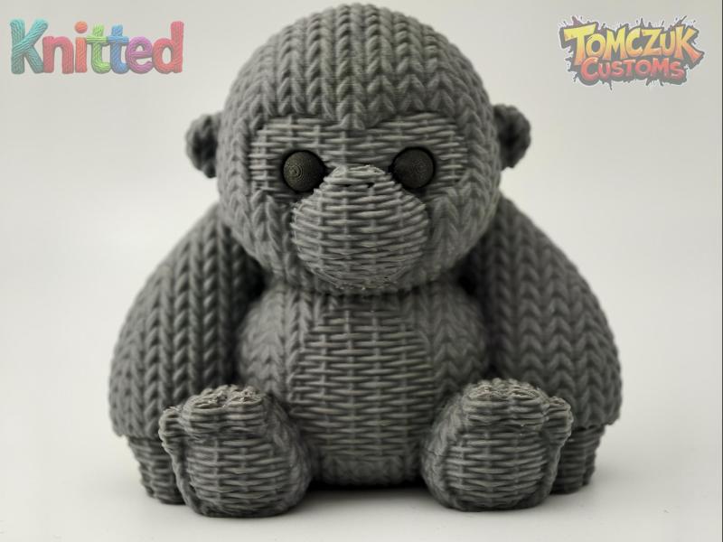 Knitted Gorilla – Strong and Sweet! 