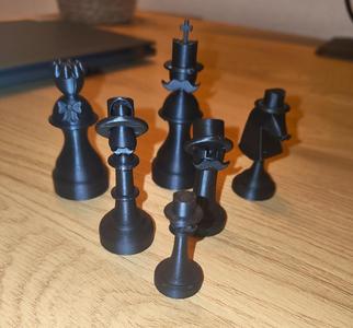 Gallant chess pieces
