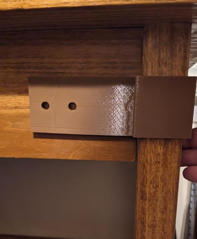 Desk support bracket