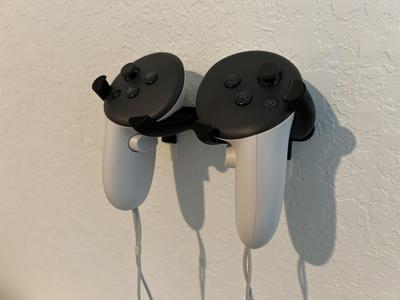 Quest 3 Controller Wall Mount - Command Strips