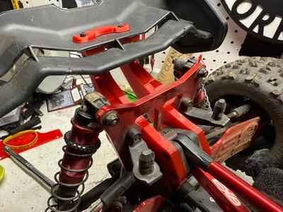 Arrma Kraton 6S V6 - Wing Mount   