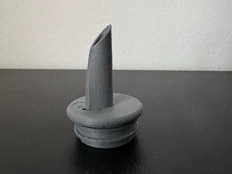 Flow Bottle Pourer