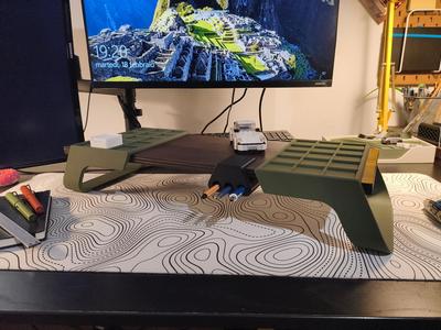 Gridfinity Modern Minimalistic Monitor Riser