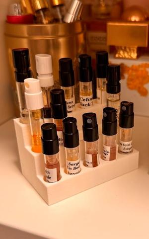 Perfume vial stand (parametric)