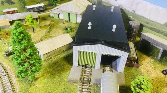 N Scale Engine shed (1.160)