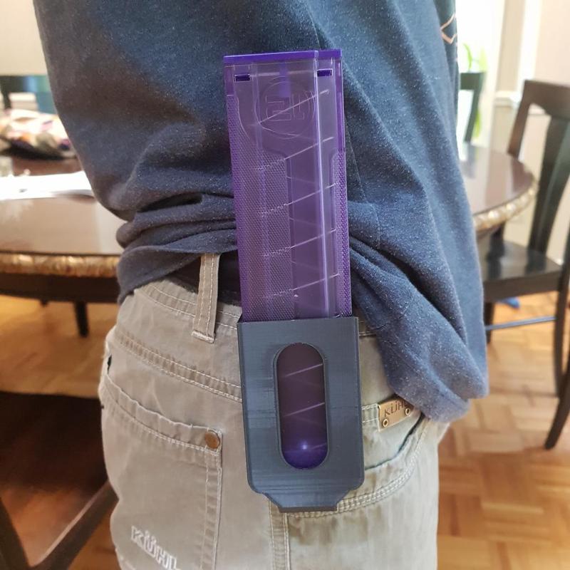 Talon mag holder