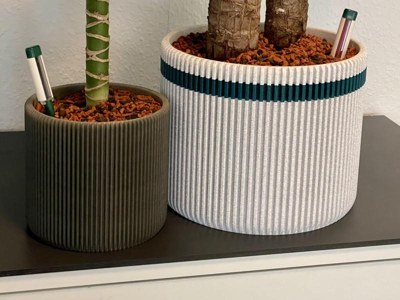 Flower Pot with Ridges – Parametric (Fusion 360)