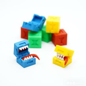 Hinged Calibration Cube Accessories 01