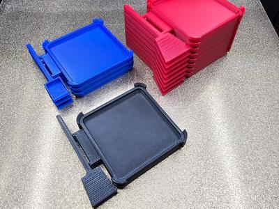 Mixing stackable epoxy tray with spatula