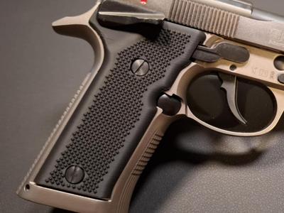 Knurling grips for Beretta 92x performance