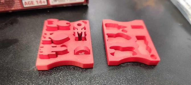 Tiny Epic Galaxies - Beyond the Black: Magnetic Ships Holder