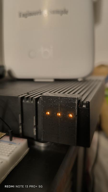 Orange Livebox 5 cache LED (remix)