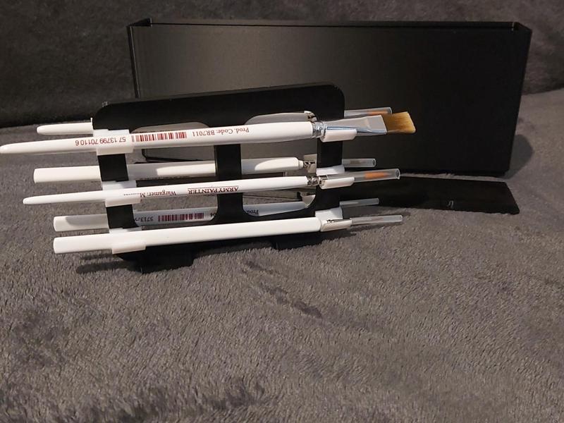 Gridfinity brush storage + brush holder