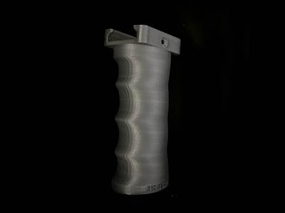 Profiled tactic grip | Ris rail