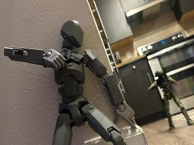 Dummy 13 Armor - Alternate Forearms and Shins