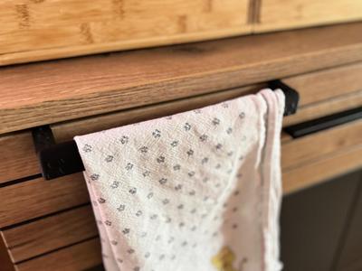 Towel holder