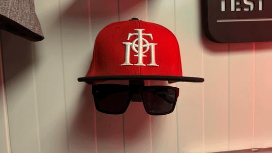 Snapback Wall Holder with Sunglasses holder