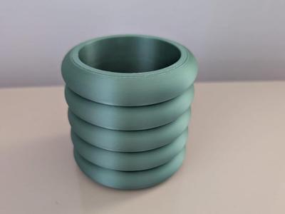 Stackable circle planter