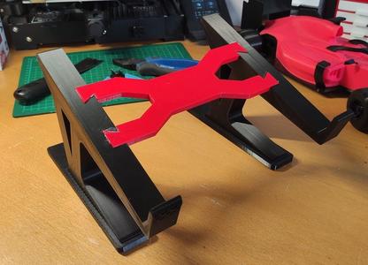 Laptop stand