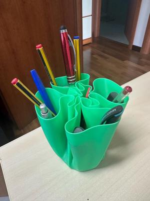 Pen holder