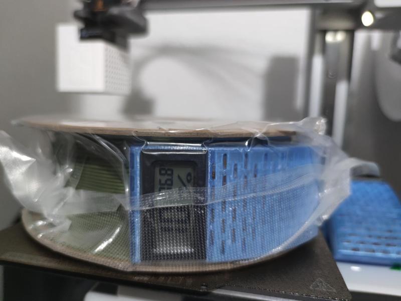 Round Desiccant Container