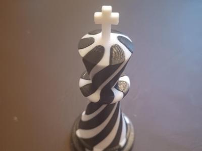 Spiral Passthrough Chess King