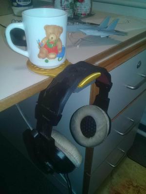 Headset & Cup Holder