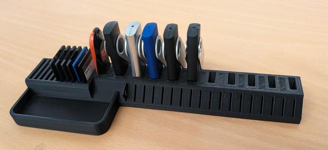 USB , SD, µSD stand