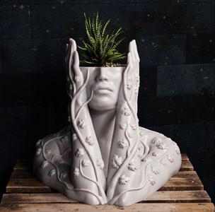 Ivy Woman Vase