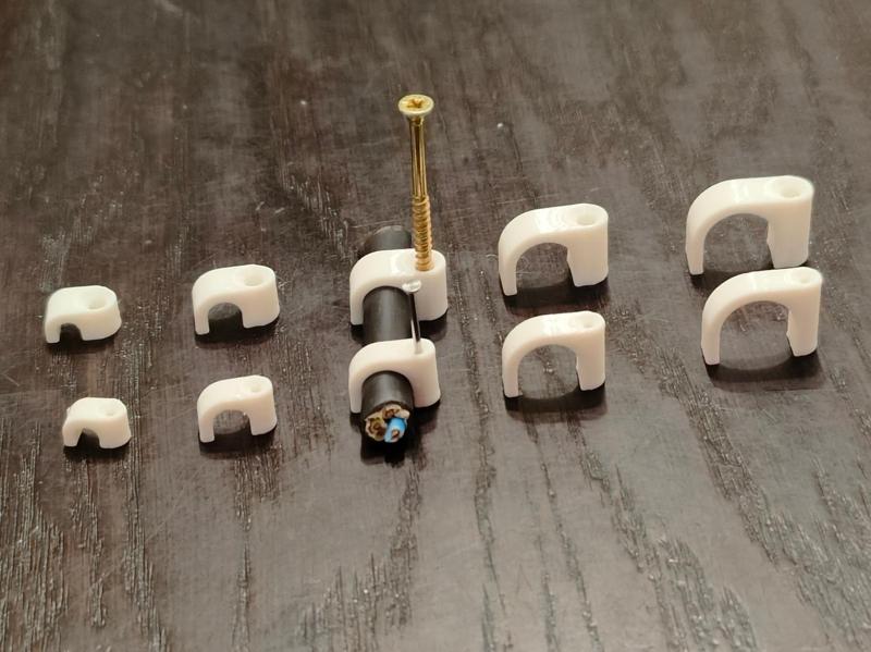 Cable holders 4-12mm diameter