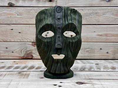 Loki Mask (with stand)