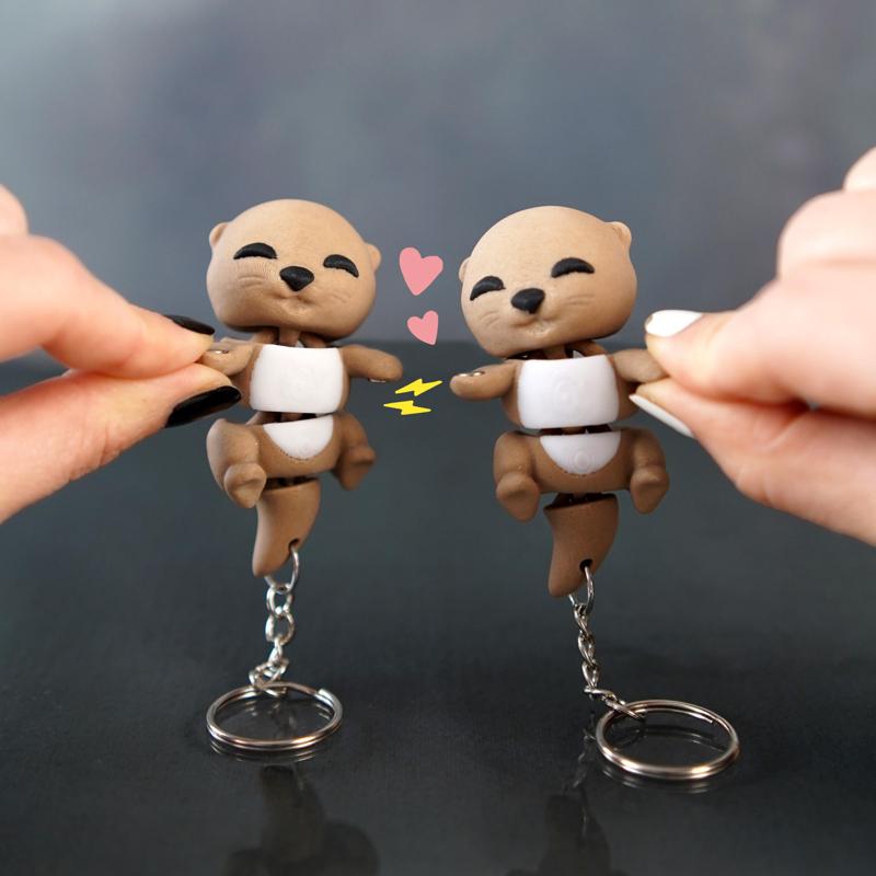 Baby Flexi Otters Magnetic Hand-Holding Companion