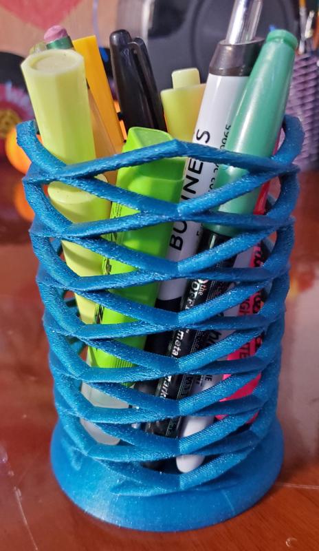 Quadrahelix scribe runner